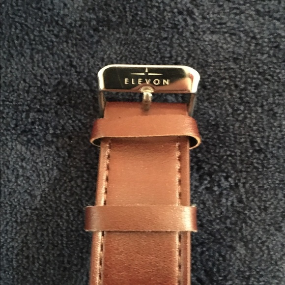 Elevon - Medium brown leather band watch - Picture 3 of 4